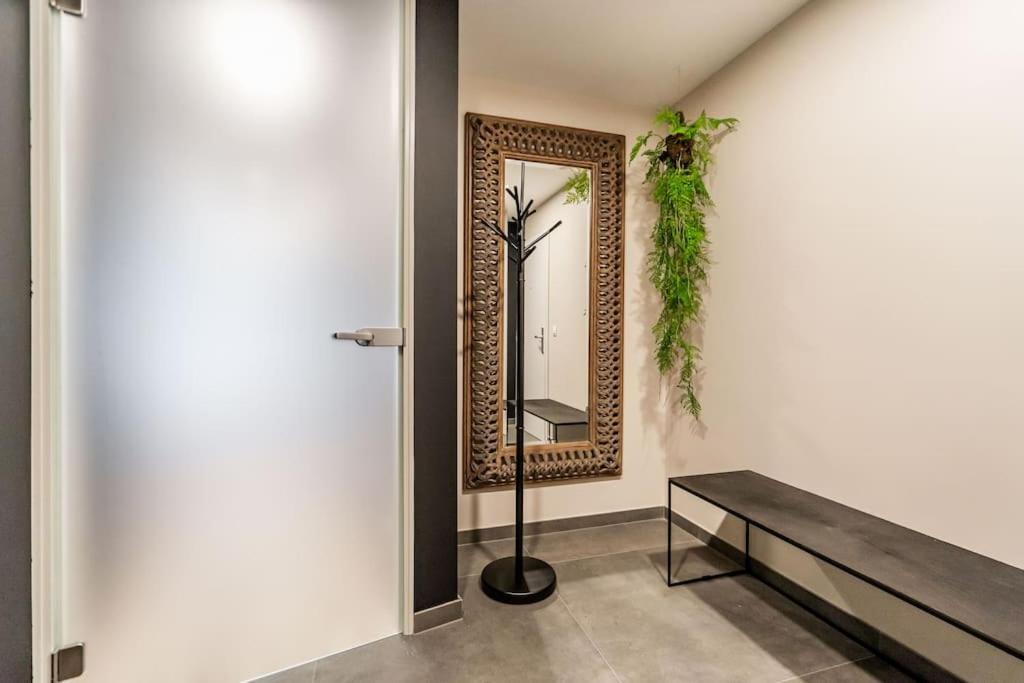 L'Appart Leon, Avec Sauna เลียจ ภายนอก รูปภาพ